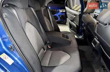 Седан Toyota Camry 2019 в 