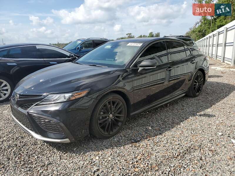 Toyota Camry 2022