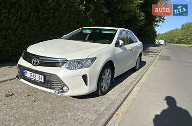 Седан Toyota Camry 2015 в Полтаві