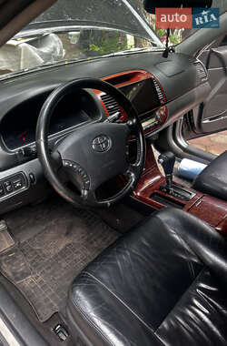 Седан Toyota Camry 2005 в 