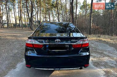 Седан Toyota Camry 2016 в 