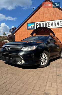 Седан Toyota Camry 2015 в 