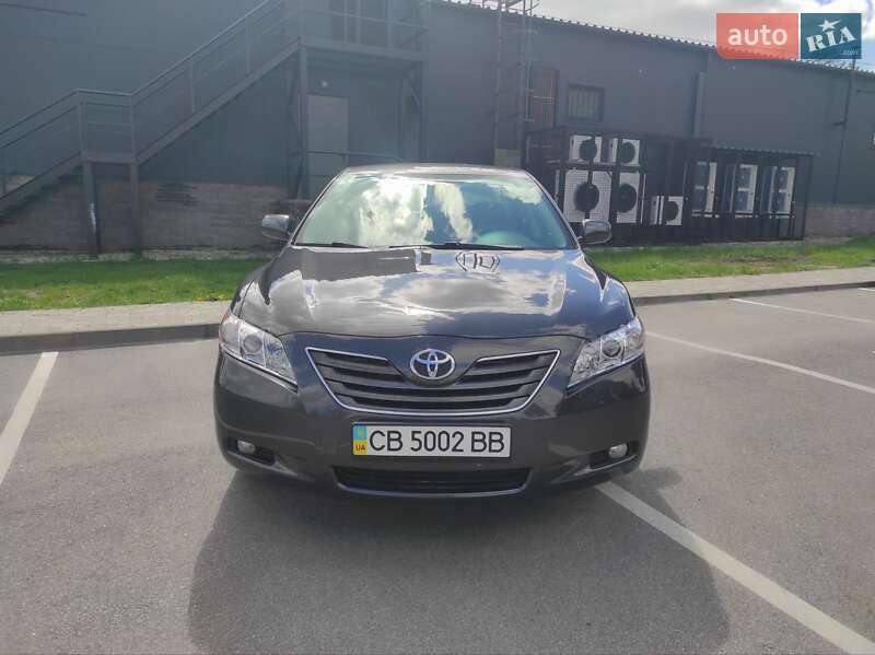 Седан Toyota Camry 2007 в Чернігові