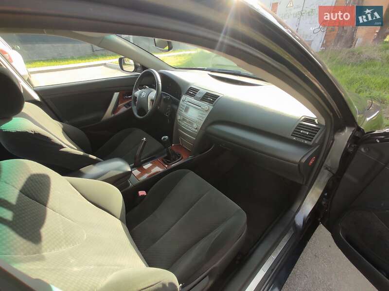 Седан Toyota Camry 2007 в Чернігові
