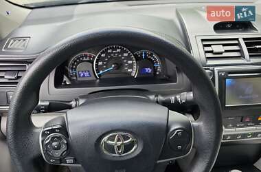 Седан Toyota Camry 2012 в 