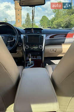 Седан Toyota Camry 2012 в 