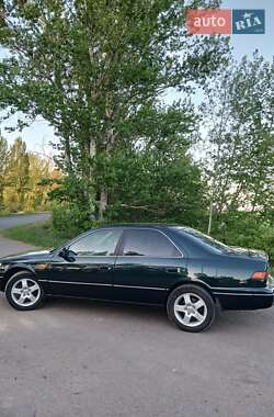 Седан Toyota Camry 1997 в 