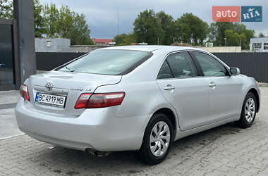 Седан Toyota Camry 2007 в 