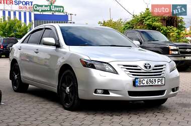Седан Toyota Camry 2007 в Львове