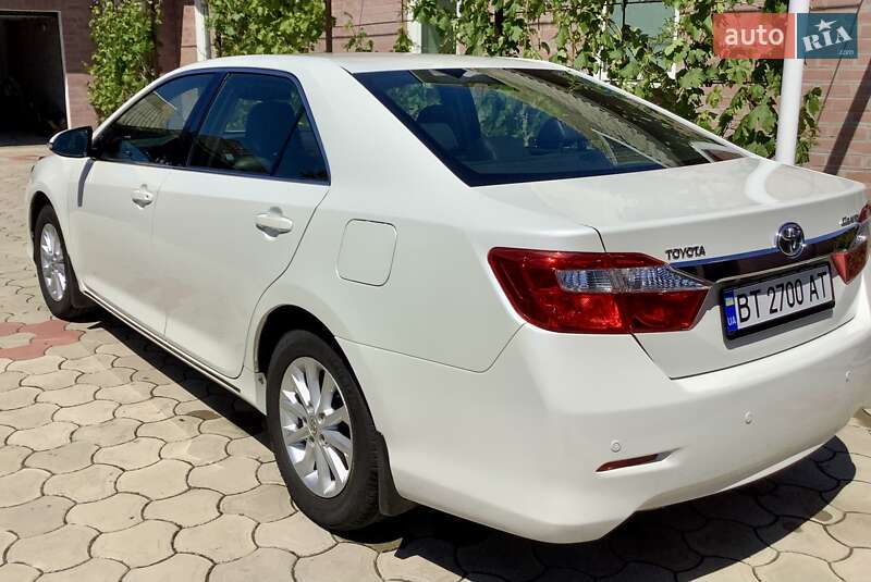 Седан Toyota Camry 2011 в Херсоні