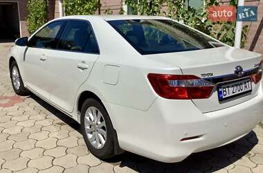 Седан Toyota Camry 2011 в 