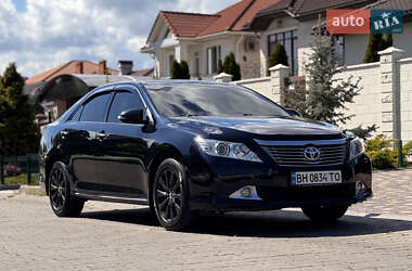 Седан Toyota Camry 2013 в 