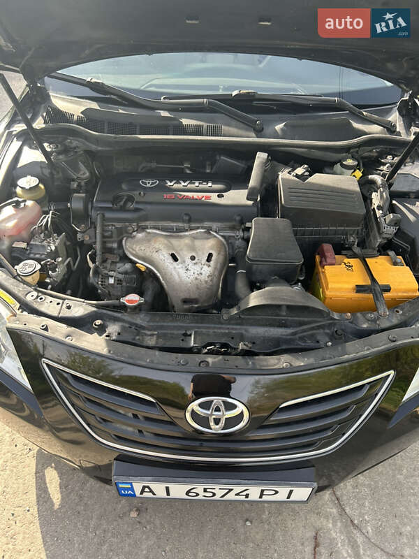 Седан Toyota Camry 2008 в Броварах