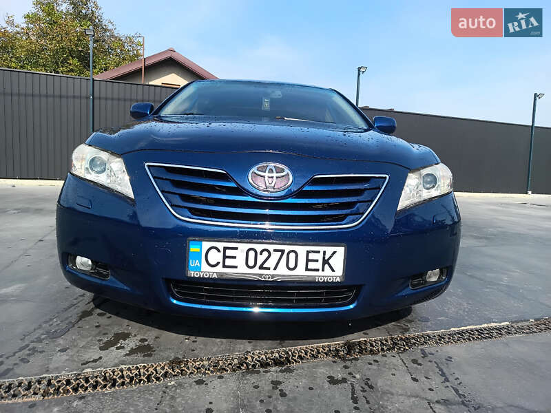 Седан Toyota Camry 2007 в Чернівцях