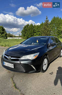Седан Toyota Camry 2016 в 