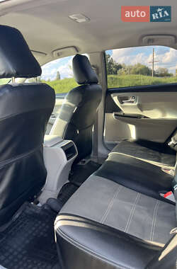 Седан Toyota Camry 2016 в 