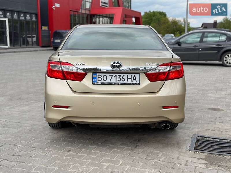 Седан Toyota Camry 2012 в Тернополі фото 4 Седан Toyota Camry 2012 в Тернополі