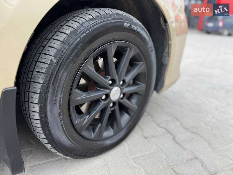 Седан Toyota Camry 2012 в Тернополі фото 7 Седан Toyota Camry 2012 в Тернополі