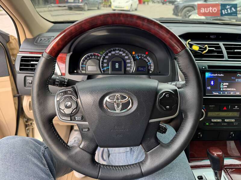 Седан Toyota Camry 2012 в Тернополі фото 21 Седан Toyota Camry 2012 в Тернополі