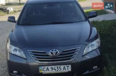 Седан Toyota Camry 2008 в Умани