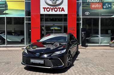 Седан Toyota Camry 2024 в Кривом Роге