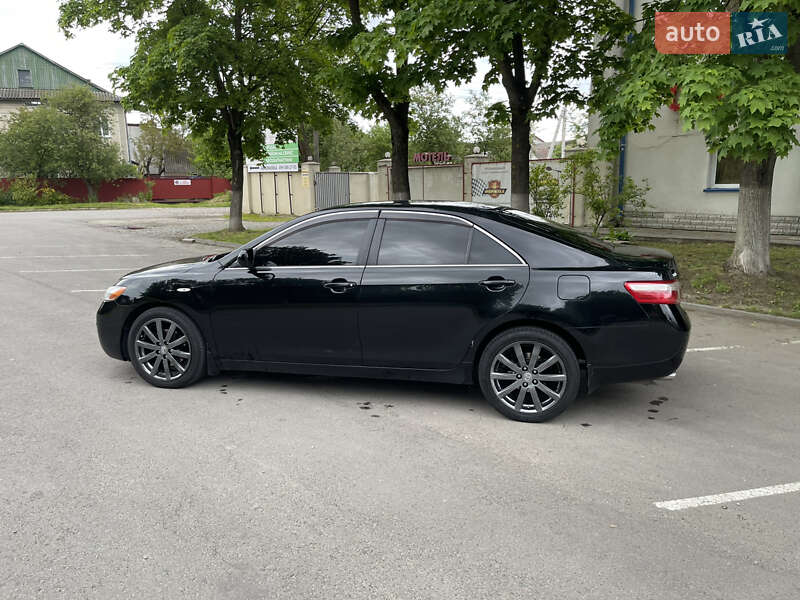 Седан Toyota Camry 2008 в Івано-Франківську