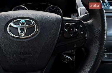 Седан Toyota Camry 2016 в 
