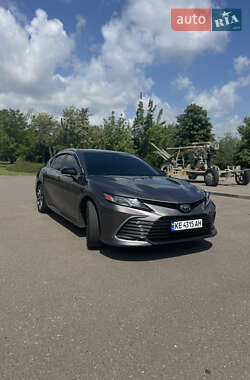 Седан Toyota Camry 2021 в Кривому Розі