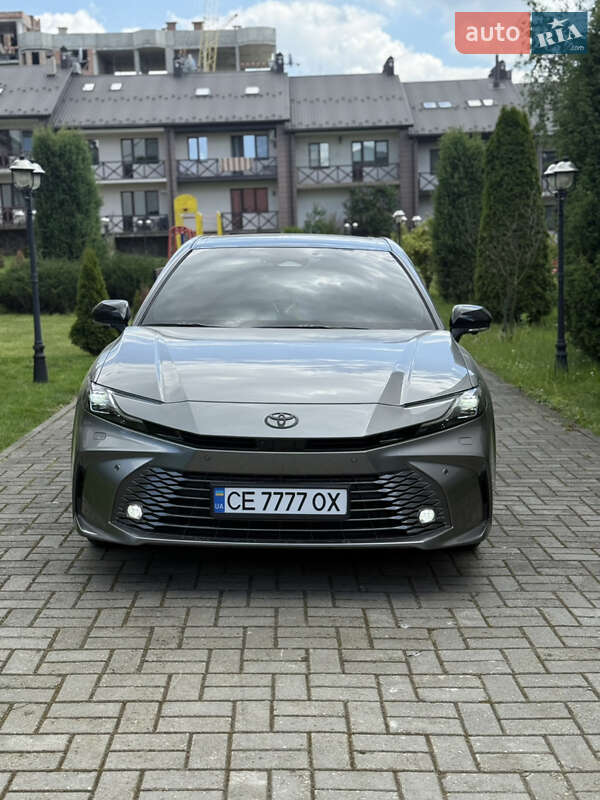 Toyota Camry 2024
