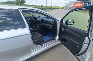 Седан Toyota Camry 2024 в 