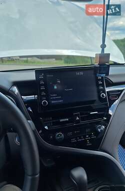 Седан Toyota Camry 2024 в 