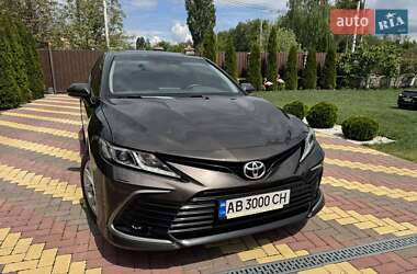 Седан Toyota Camry 2021 в 