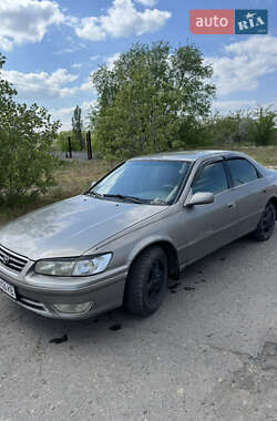Седан Toyota Camry 2000 в Белгороде-Днестровском