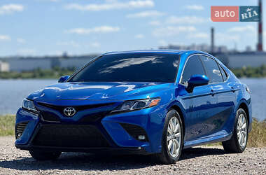 Седан Toyota Camry 2019 в 