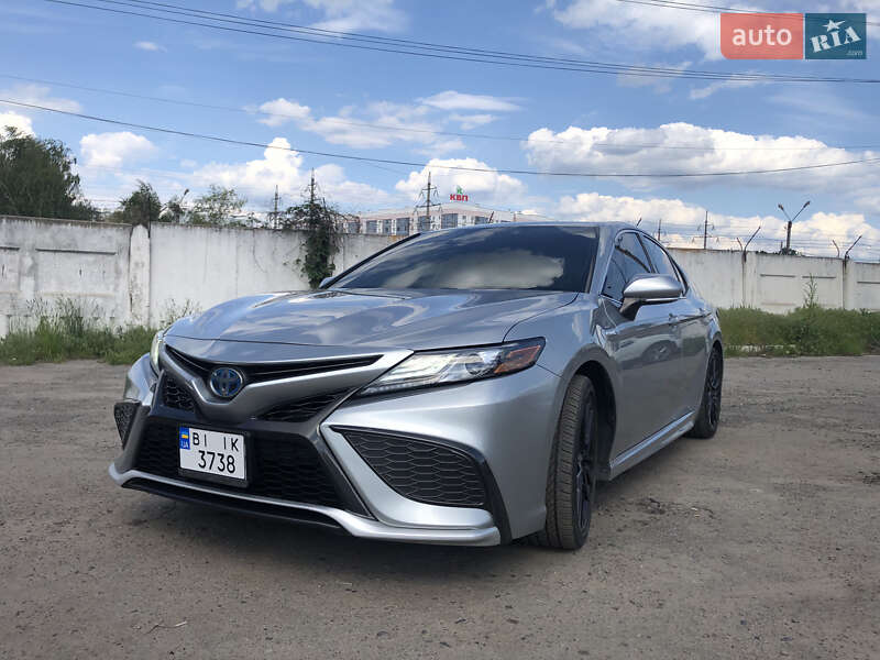 Toyota Camry 2020