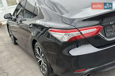 Седан Toyota Camry 2020 в 