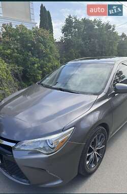 Седан Toyota Camry 2015 в 