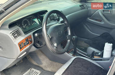 Седан Toyota Camry 1997 в 