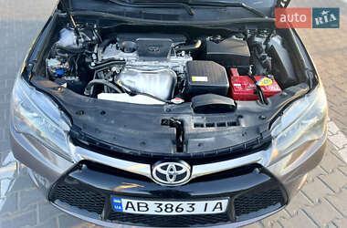 Седан Toyota Camry 2015 в 
