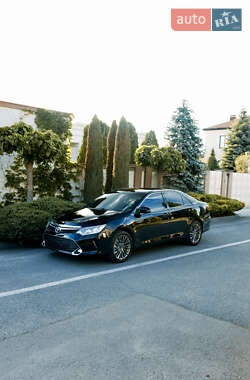 Седан Toyota Camry 2014 в Днепре