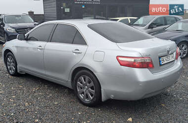 Седан Toyota Camry 2007 в 
