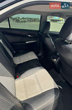 Седан Toyota Camry 2012 в 