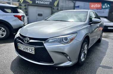 Седан Toyota Camry 2016 в Киеве