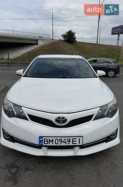Седан Toyota Camry 2012 в 