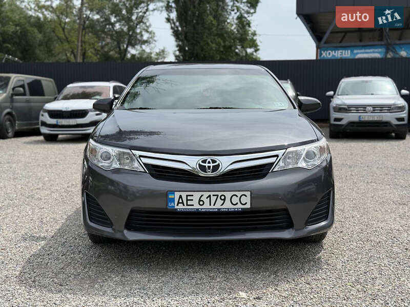 Toyota Camry 2013