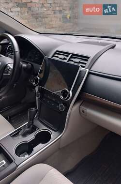 Седан Toyota Camry 2015 в 