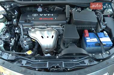 Седан Toyota Camry 2006 в 