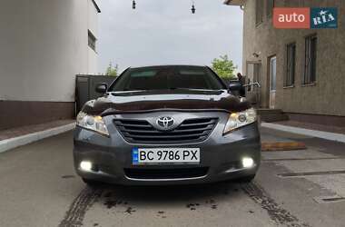 Седан Toyota Camry 2007 в Львове