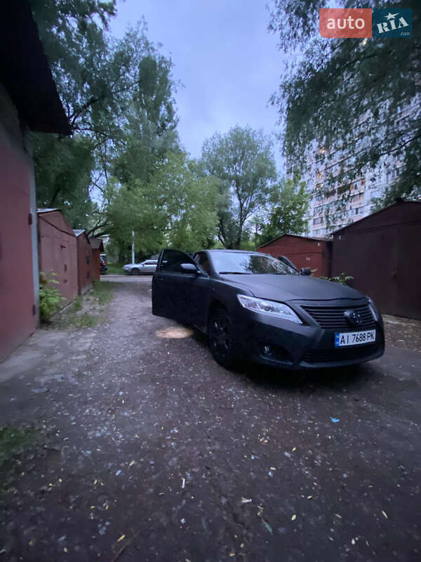 Седан Toyota Camry 2006 в Києві