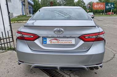 Седан Toyota Camry 2018 в 